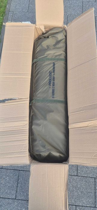 Namiot karpiowy z narzutą Prologic Fulcrum Session Bivvy & Overwrap