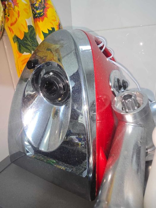 Moedor de Carne Elétrico Potente Vermelho