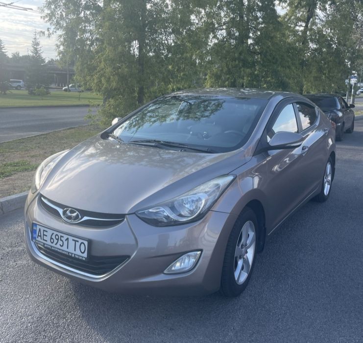 Hyundai Elantra 2011