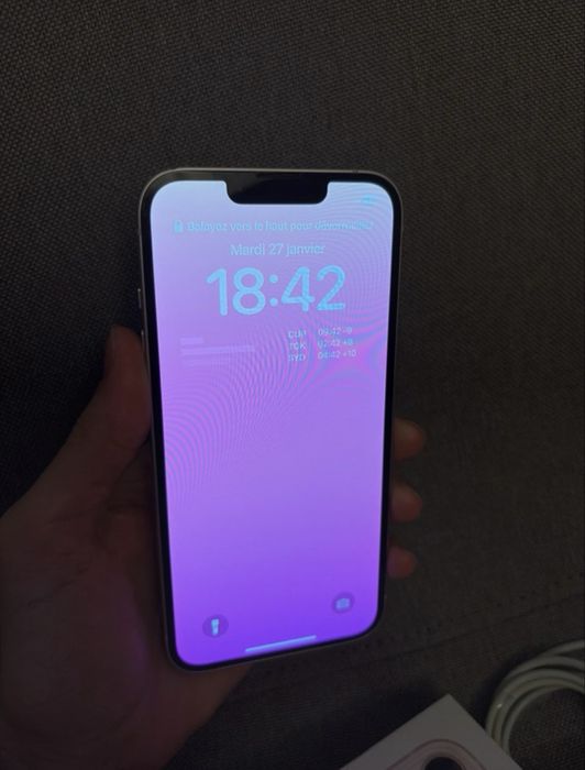 IPhone 13 em perfeito estado