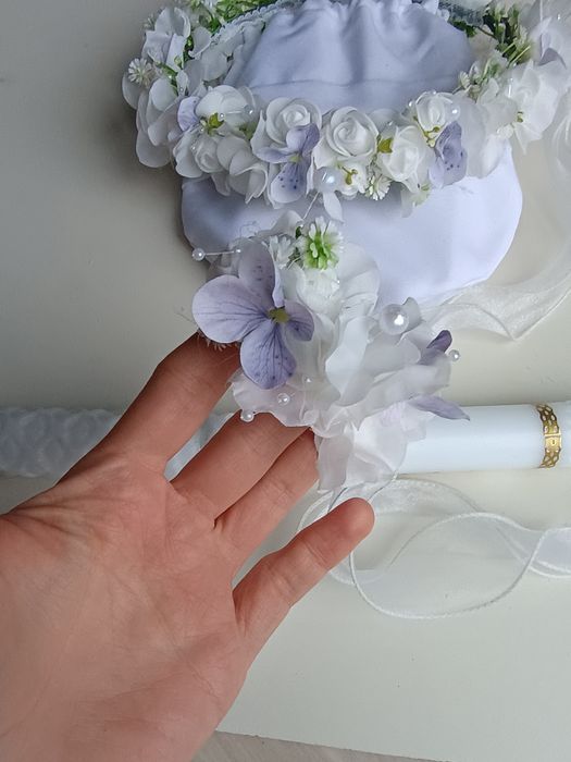 Wianek komunijny biały