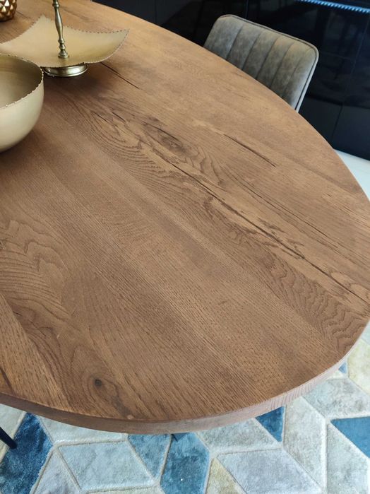 Mesa de jantar tampo em nogueira