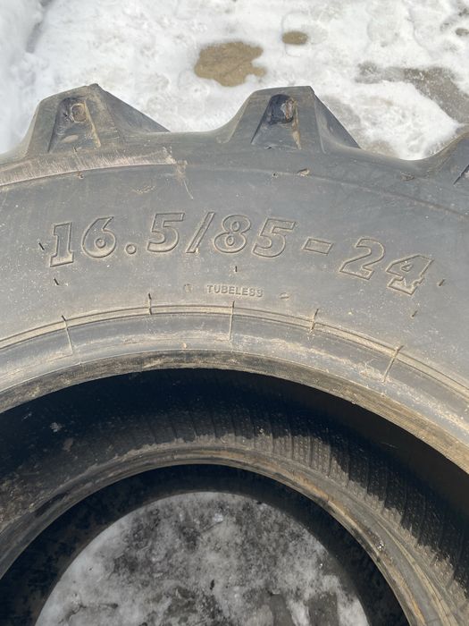 Шини  в гарному стані.