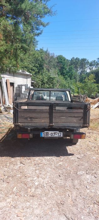 Nissan Pick-Up 2.5D — Nacional | Robusta, Fiável e Pronta para Trabalhar