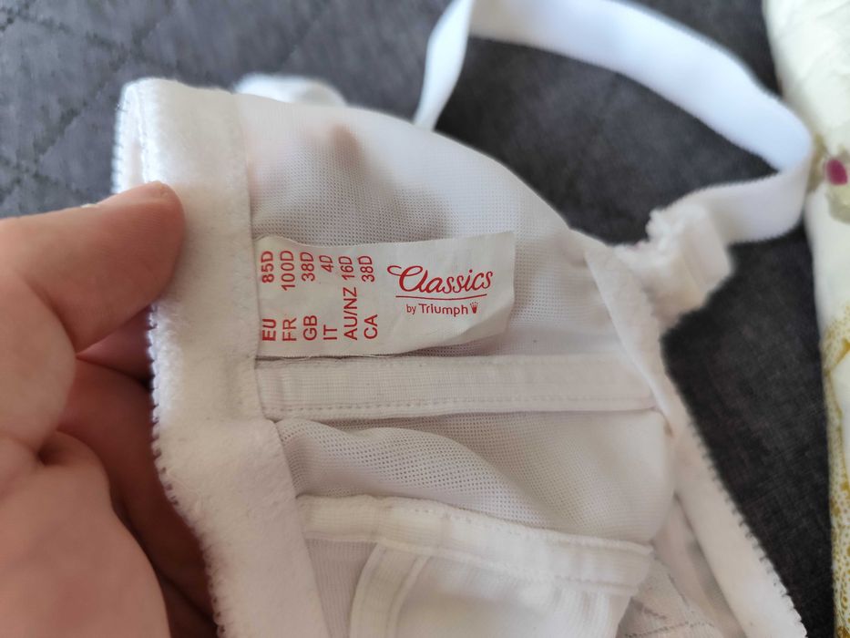 Бюстик Триумф 85D, лифчик