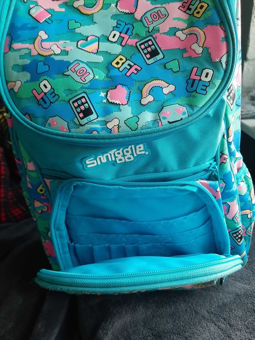 Duży plecak Smiggle backpack emoji  pełno kieszonek miejsce na laptop
