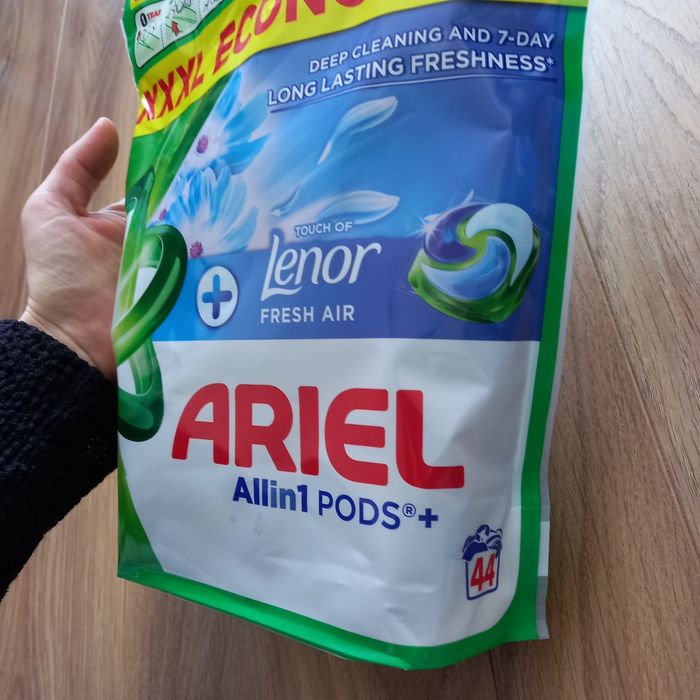 Kapsułki do prania Ariel 44 sztuki