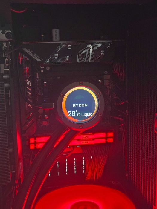 Gaming PC (Ryzen 7 9700X, Radeon RX 9070 XT, 64GB RAM, 2TB SSD)