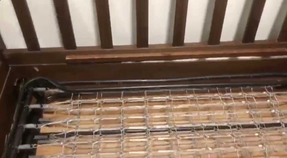Sofá cama - bom estado