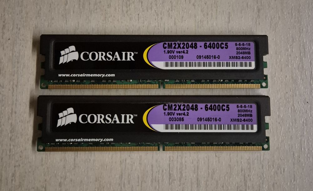Corsair XMS2 2x2gb DDR2 6400