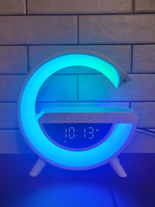 Продаю лампу,нічник з бездротовою зарядкою