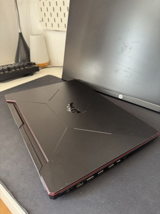 ASUS TUF 15 Portatil Gaming