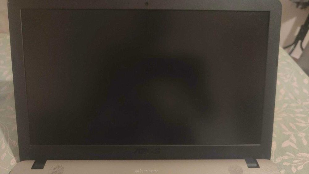 Vendo computador ASUS