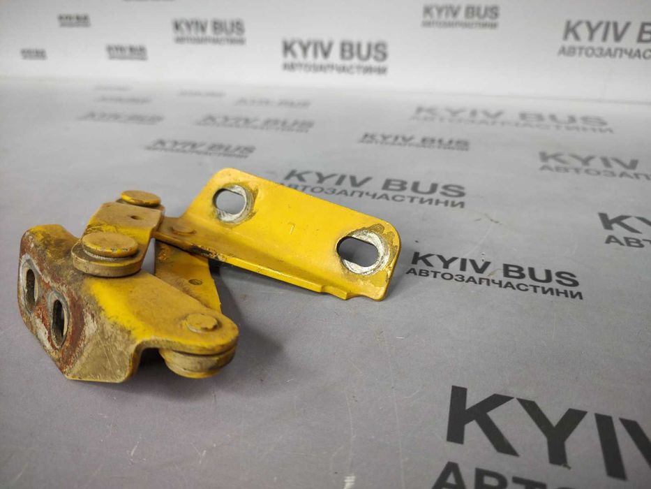 Петля капоту Спринтер 903