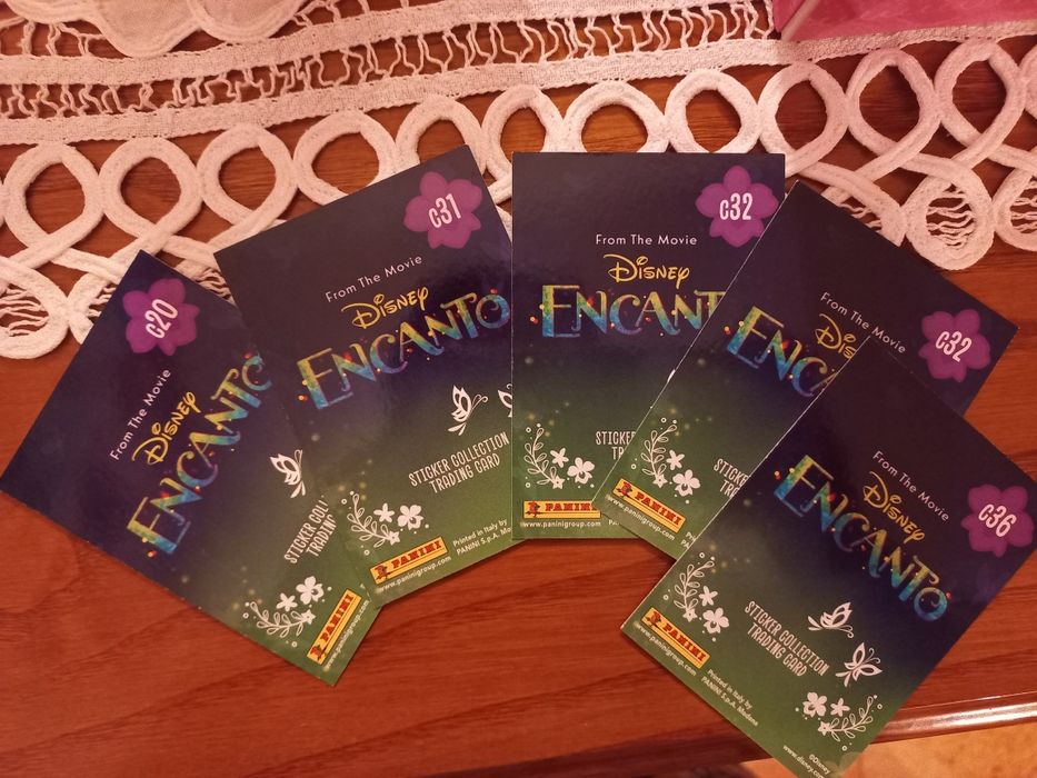 Cromos e cartas Encanto