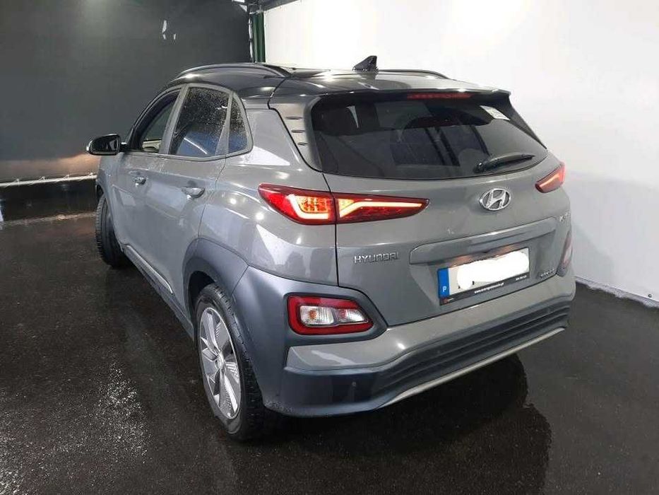Hyundai Kauai Electric 64 kw premium 204 cv  autonomia 570 km .