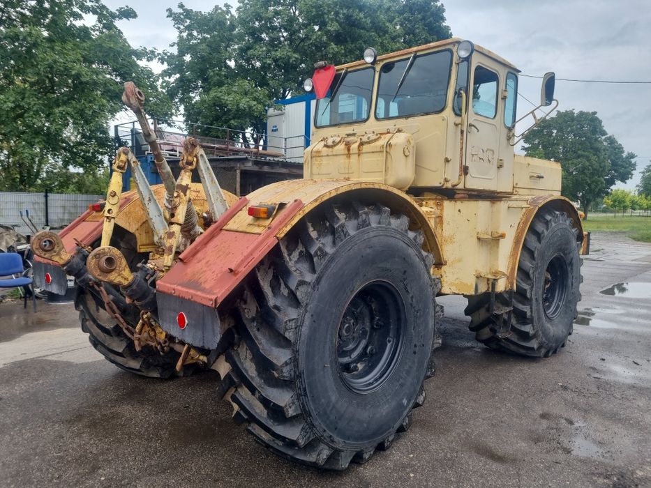 Kirowiec V12 piękny stan