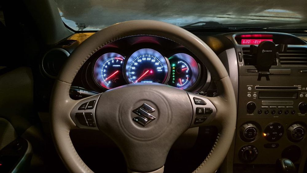 Продам свой  Suzuki Vitara 2008г. газ/бенз