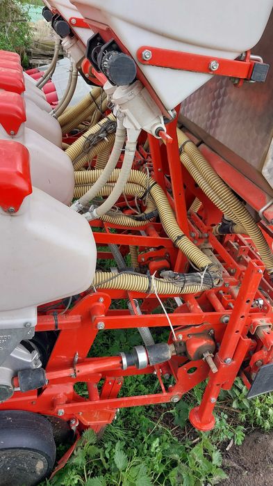 Siewnik do buraków, rzepaku i kukurydzy Maschio Gaspardo Monica