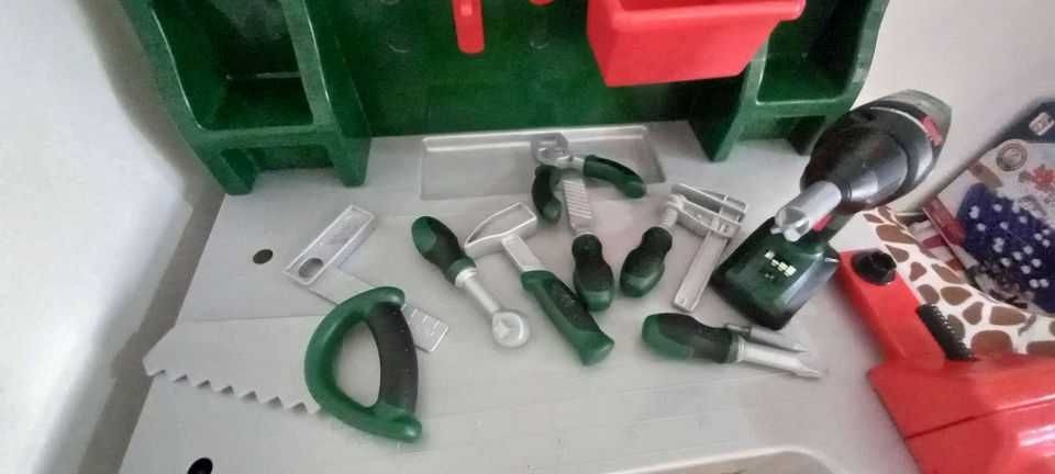 Bancada de Trabalho e Aparafusadora Infantil Bosch