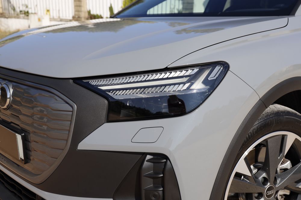 Audi Q4 e-tron 40 S line — 204 cv — Autonomia 515 km