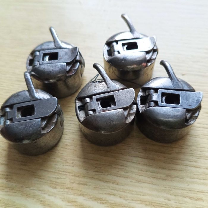 Шпульки для швейной машины