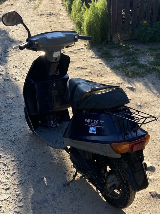 Скутер Yamaha mint
