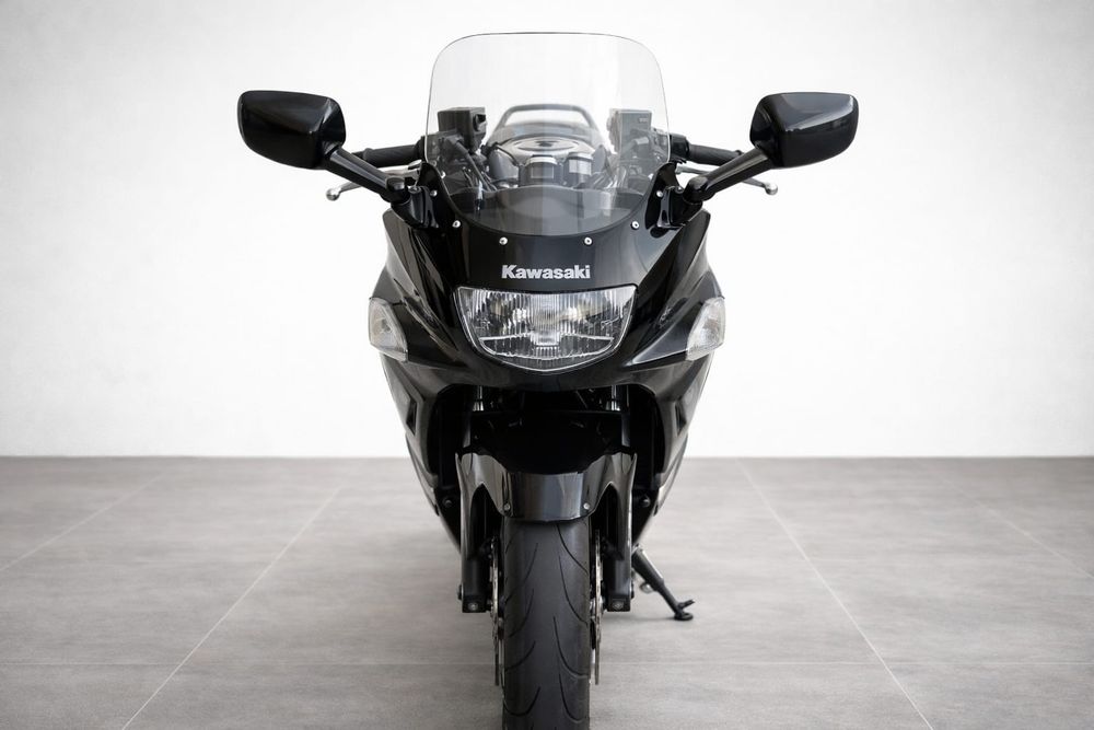 Kawasaki ZZR 600.