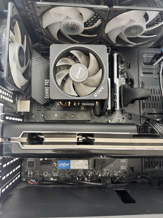 XFX AMD Radeon™ RX 5700 XT