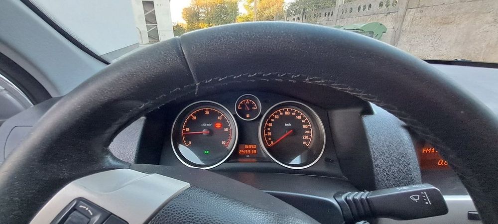 Продам Opel Astra 2008