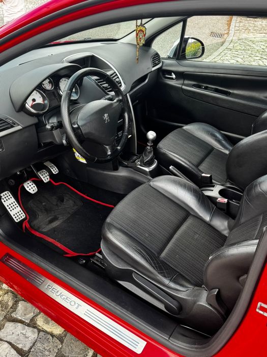 Peugeot 207 GT 2010