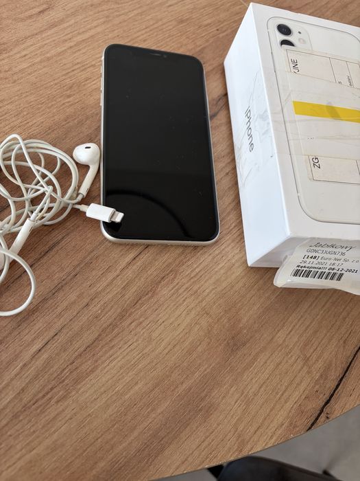 Iphone 11 64gb bialy, sprawny