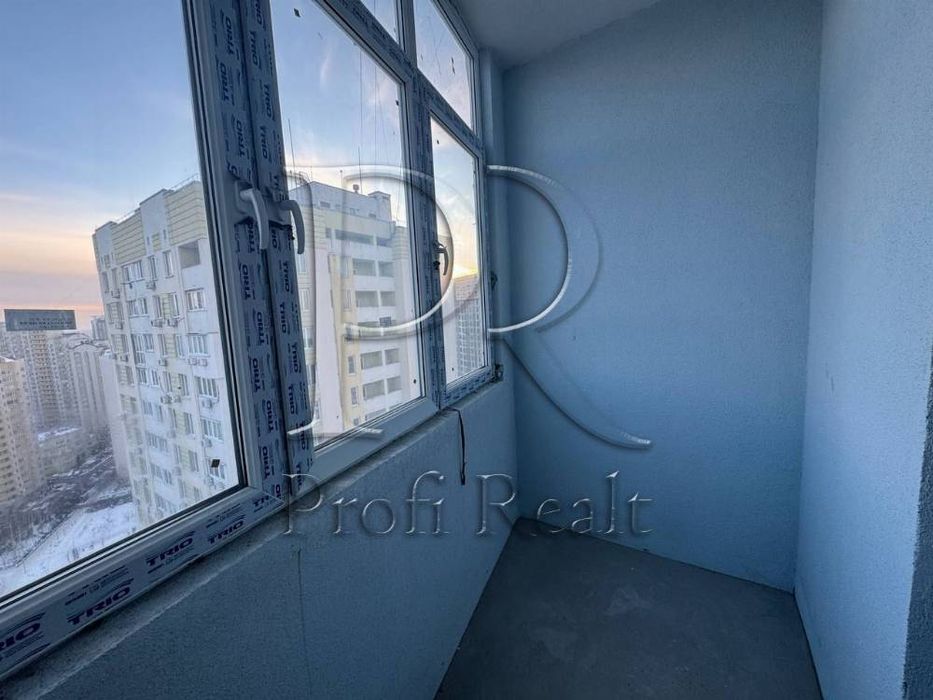 Продаж 3 кімн.кварт. Урлівська23Б Осокорки