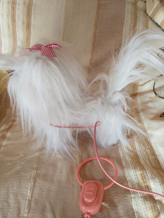 Wózek, lodziarnia playdo, piesek na baterie, gra modelki i gratisy.