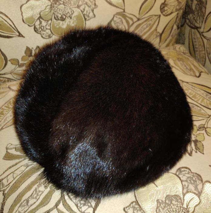 Берет женский норковый