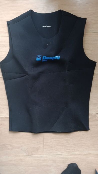 Colete Mergulho / Bodyboard - marca DEEPLY