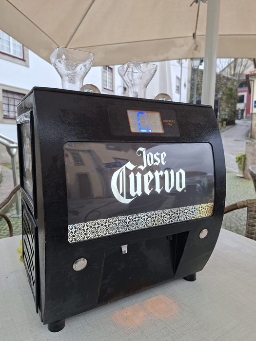 Máquina de gelar bebidas espirituosas