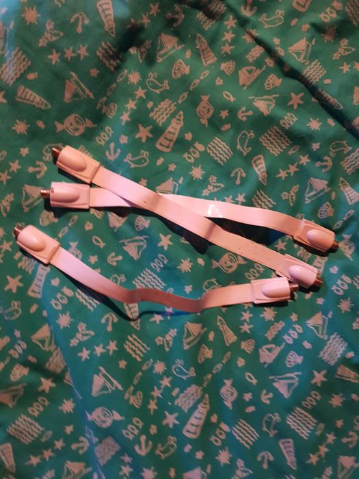 Przelotka kabla OKIENNA płaska  pod okno