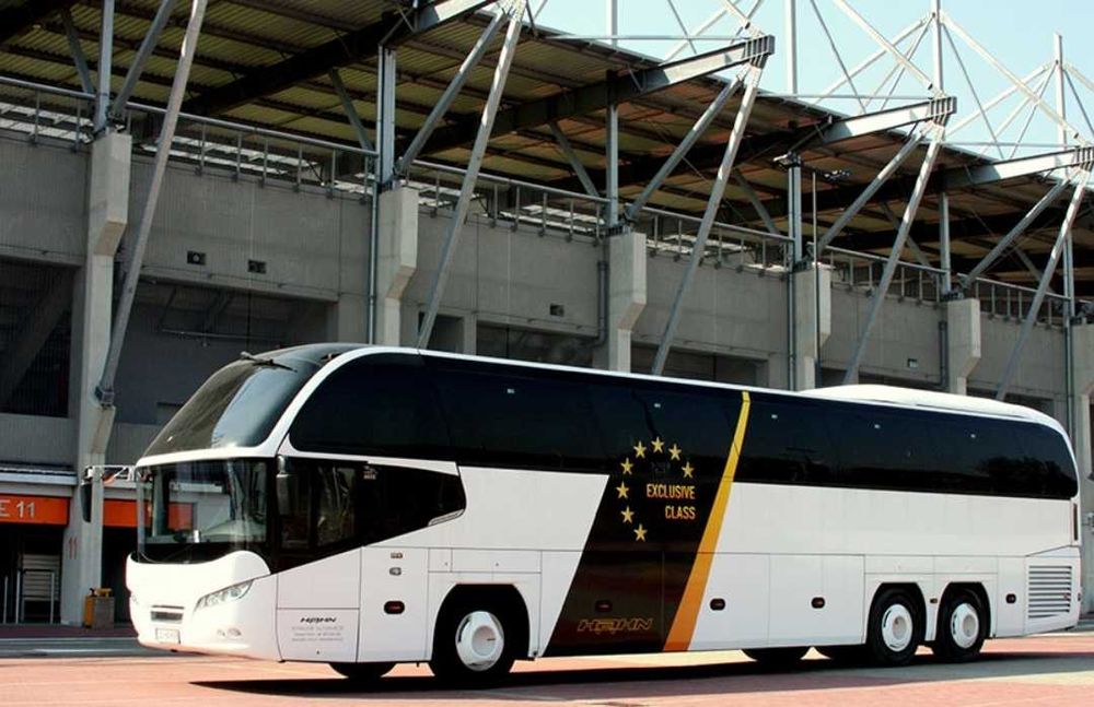 Przewóz osób/ bus do wynajęcia/ autobus