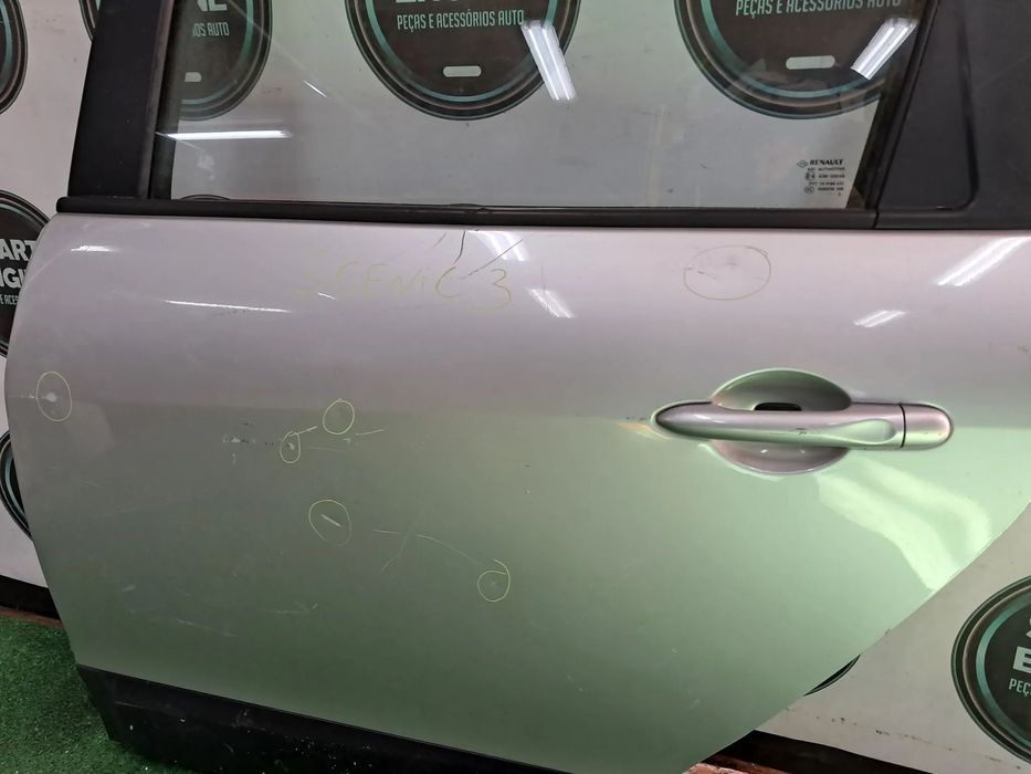 Renault Grand Scenic III Porta Frente e Tas esquerda 2009-2016