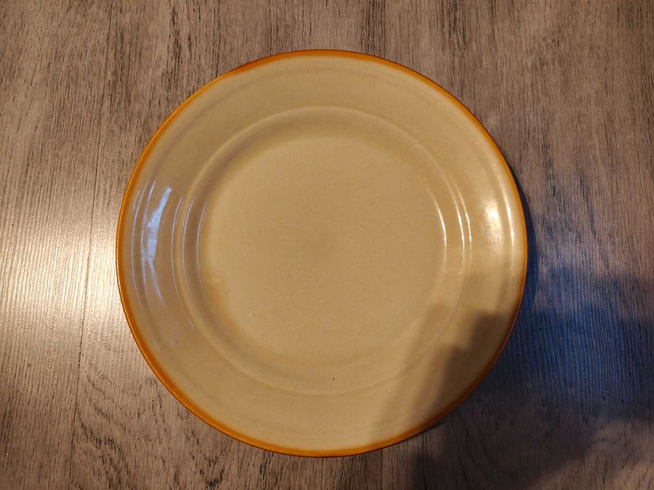 Talerz ceramika porcelit Tułowice jasny brąz,