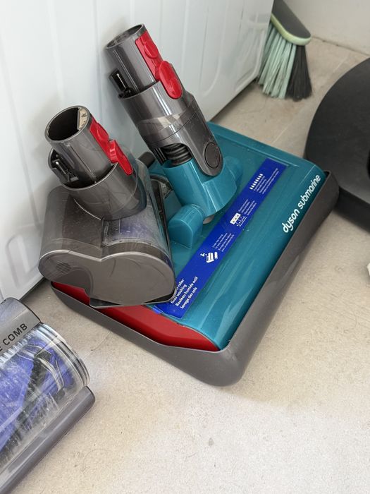 Dyson V15 Submarine  Detect absulute – Como Novo (3 Meses de Uso) + Acessórios
