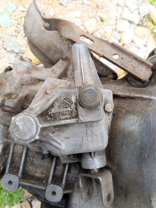 Коробка передач Опель кадет е 4х ступенчатая