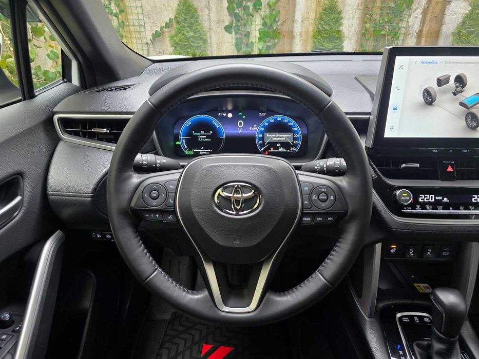 Продам  Toyota Corolla Cross 2024. Можна в розстрочку, під викуп.