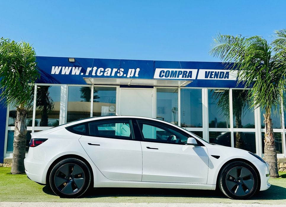 Tesla Model 3 Standard RWD Plus