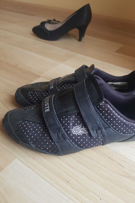 Buty sportowe Lacoste skórzane w kropki na rzepy rozmiar 37,5