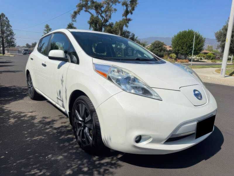 2015 Nissan LEAF SL