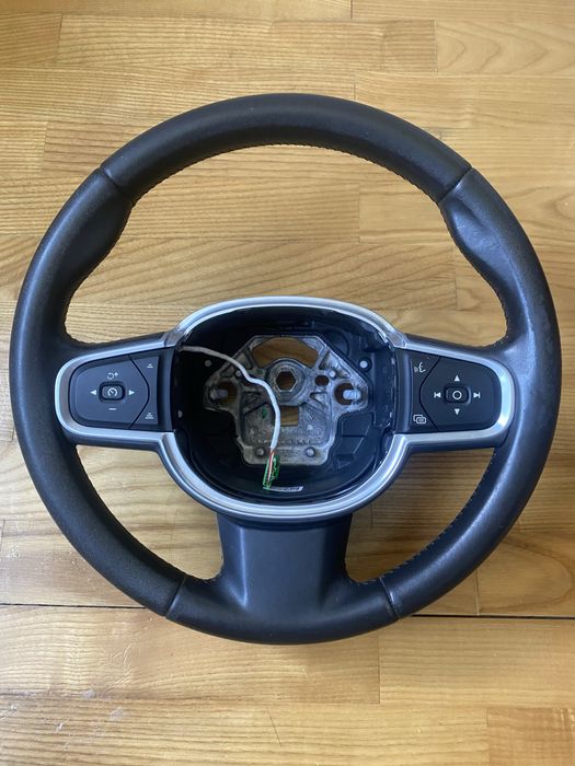 Kierownica volvo xc 90 xc60 v90 v70