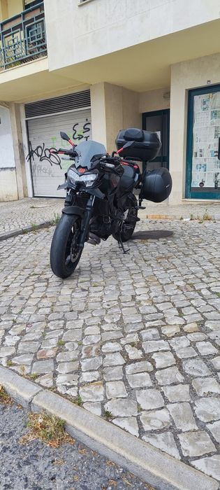 Kawasaki Z650 ano 2022