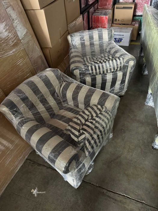 Cadeirões confortáveis